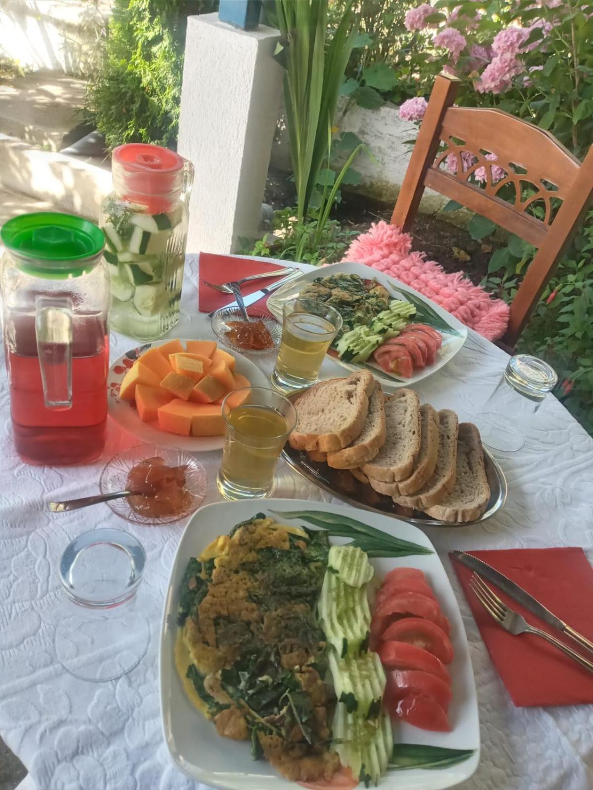 Relax Camping Gjirokastër Dış mekan fotoğraf